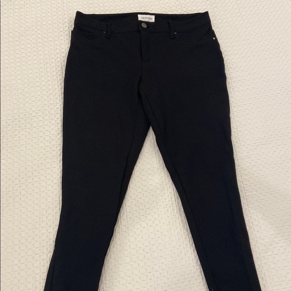 Women’s Calvin Klein Slacks - Size 8